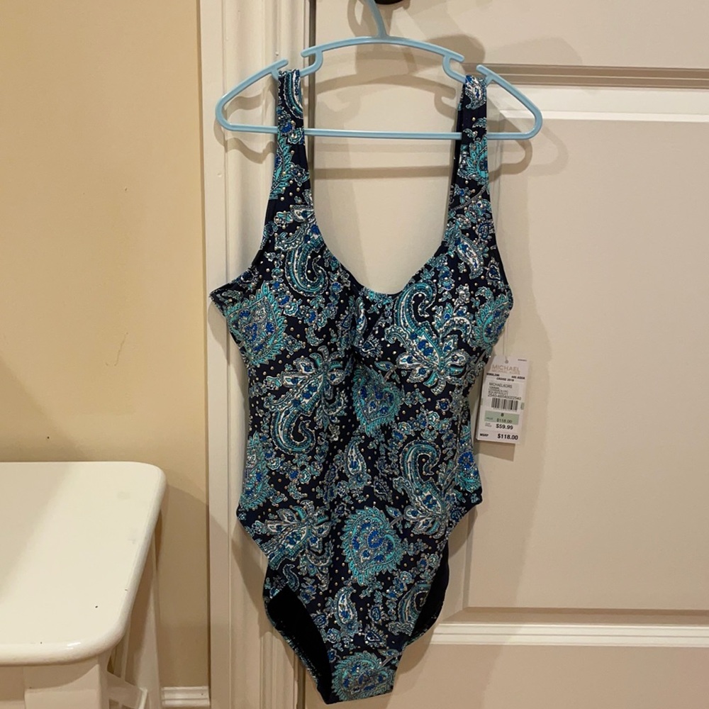 Bathing suit
